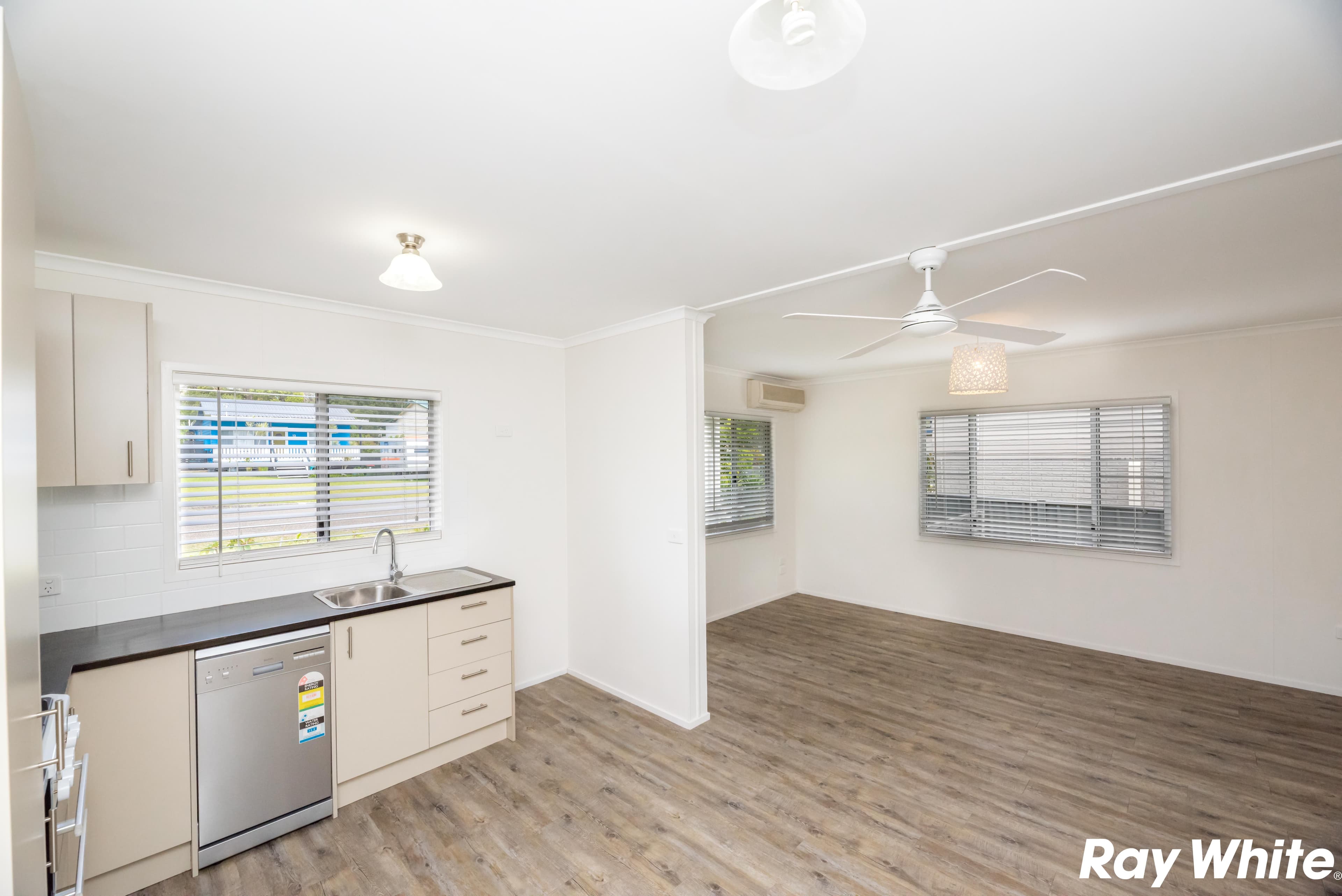 10 Emerald Drive, Diamond Beach - Thumbnail 4