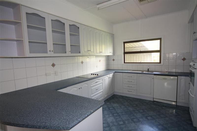 63 Nicholson Street, DALBY QLD 4405, Dalby - Thumbnail 2
