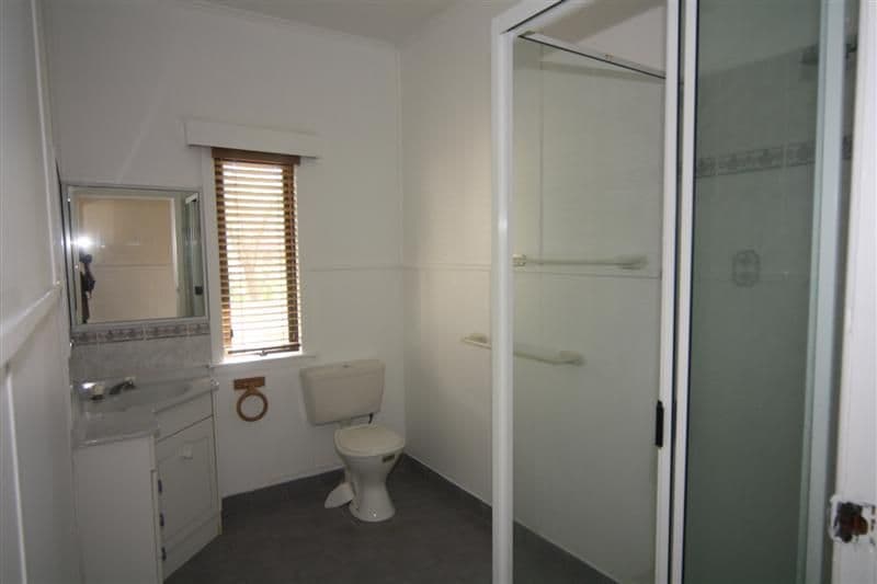 63 Nicholson Street, DALBY QLD 4405, Dalby - Thumbnail 3