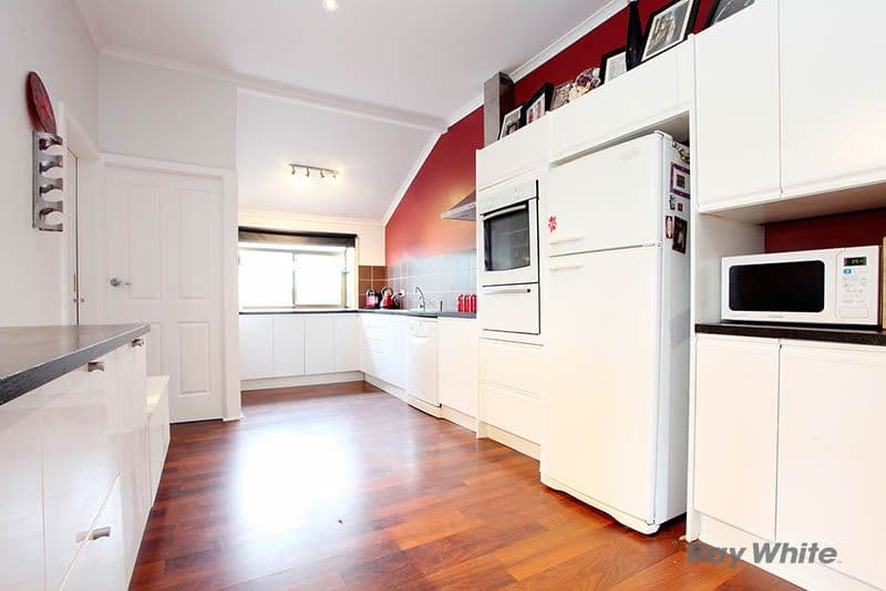 136 Welcome Road, Diggers Rest - Thumbnail 2