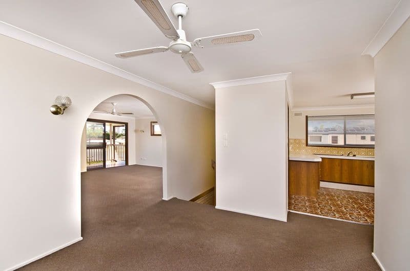 40 Philippine Parade, PALM BEACH QLD 4221, Palm Beach - Thumbnail 5