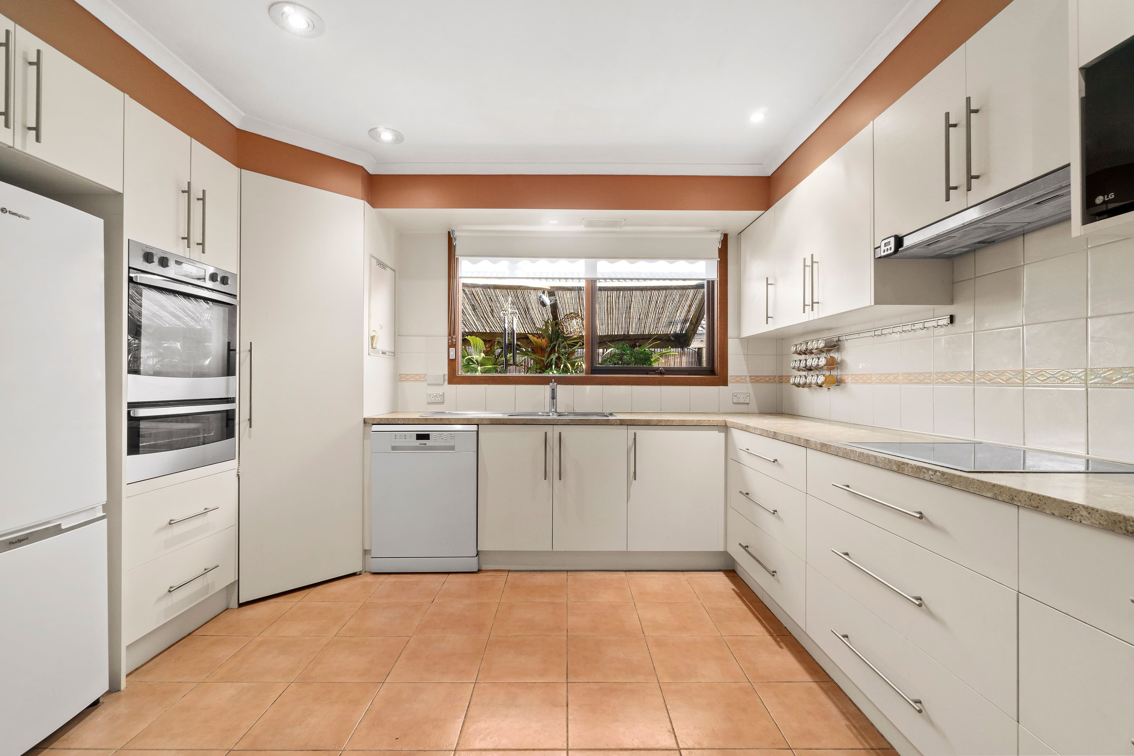 11 Cooper Road, Rowville VIC 3178, Rowville - Thumbnail 4