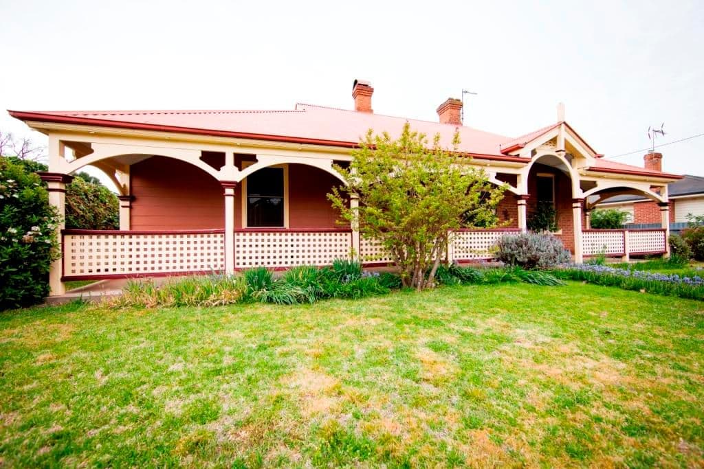 24 Sutton Street, COOTAMUNDRA NSW 2590, Cootamundra - Image 1