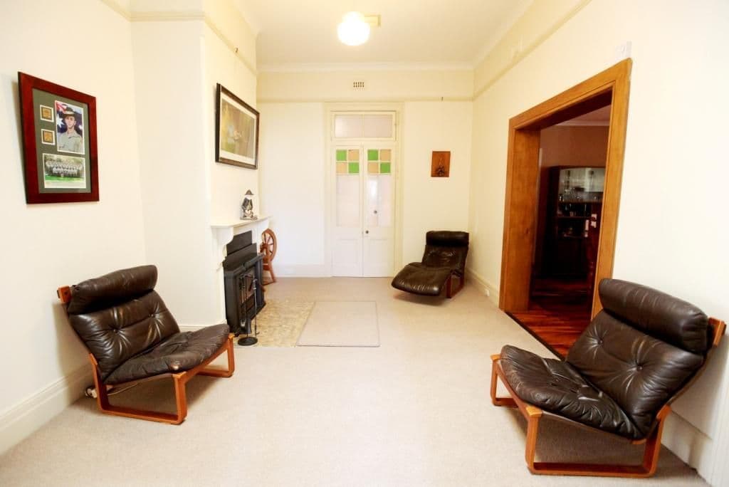 24 Sutton Street, COOTAMUNDRA NSW 2590, Cootamundra - Thumbnail 3