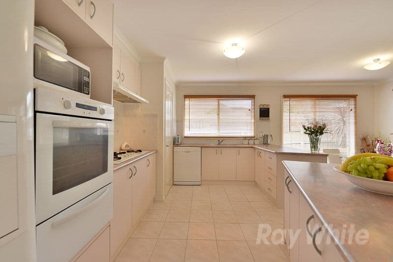 22 Constance Close, LYSTERFIELD VIC 3156, Lysterfield - Thumbnail 5