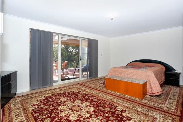 200 Ridgewood Loop, BULLSBROOK WA 6084, Bullsbrook - Thumbnail 8