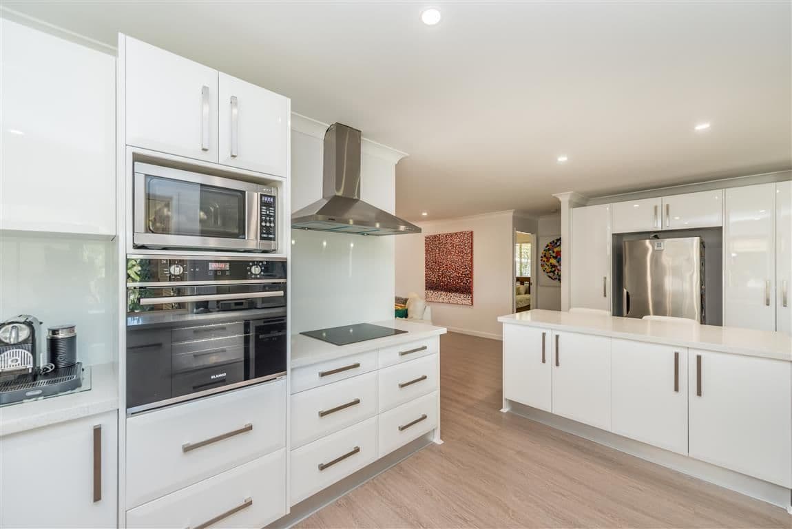 7 Mona Court, OXENFORD QLD 4210, Oxenford - Thumbnail 4