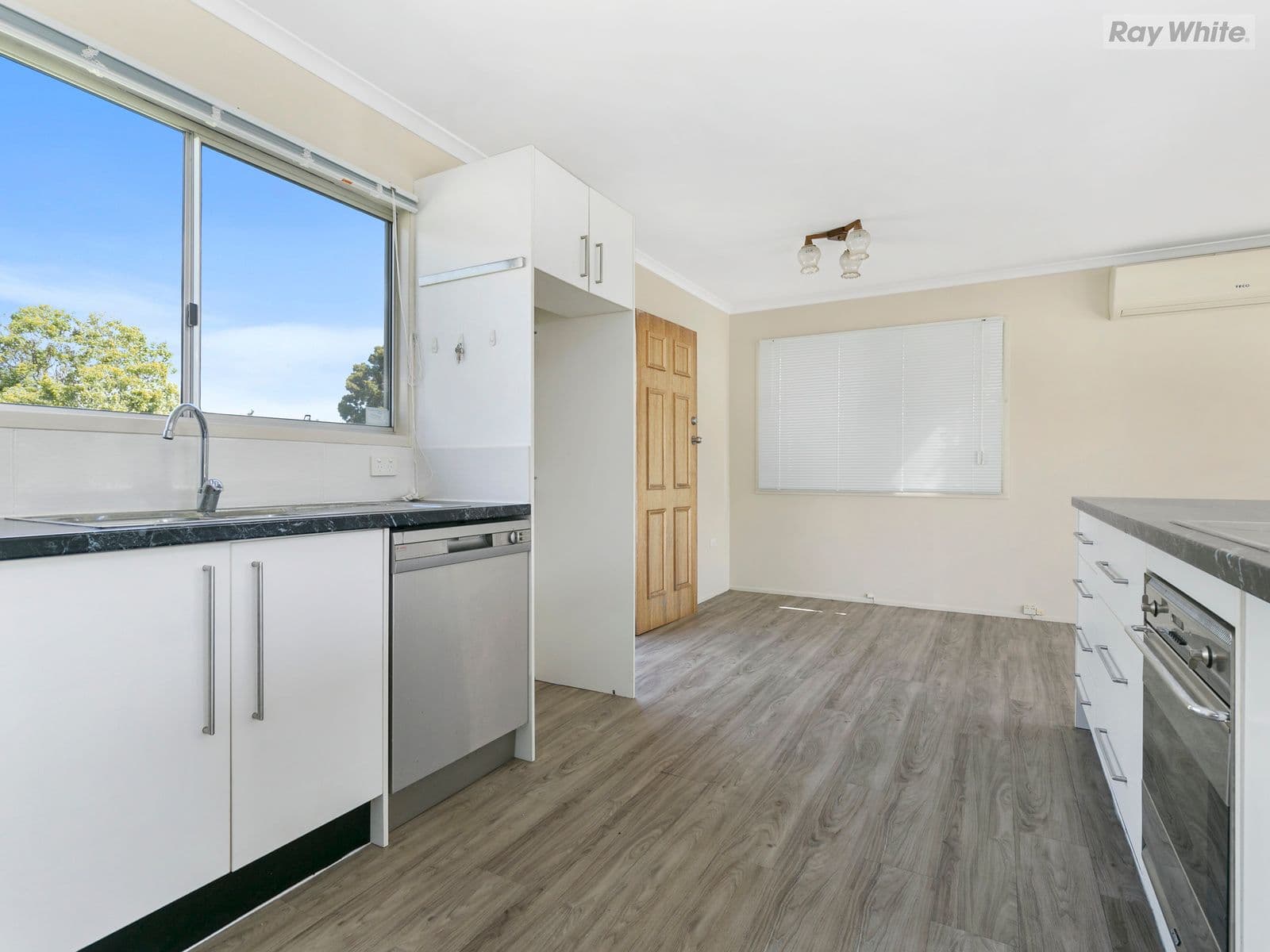10 Barry Drive, Redbank Plains QLD 4301, Redbank Plains - Thumbnail 4