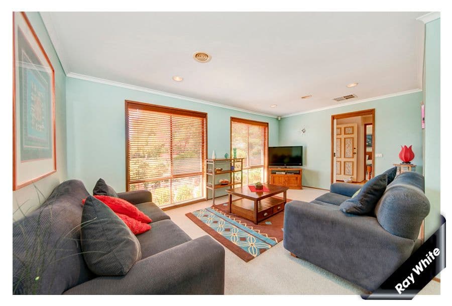 30 Couchman Crescent, CHISHOLM ACT 2905, Chisholm - Thumbnail 2