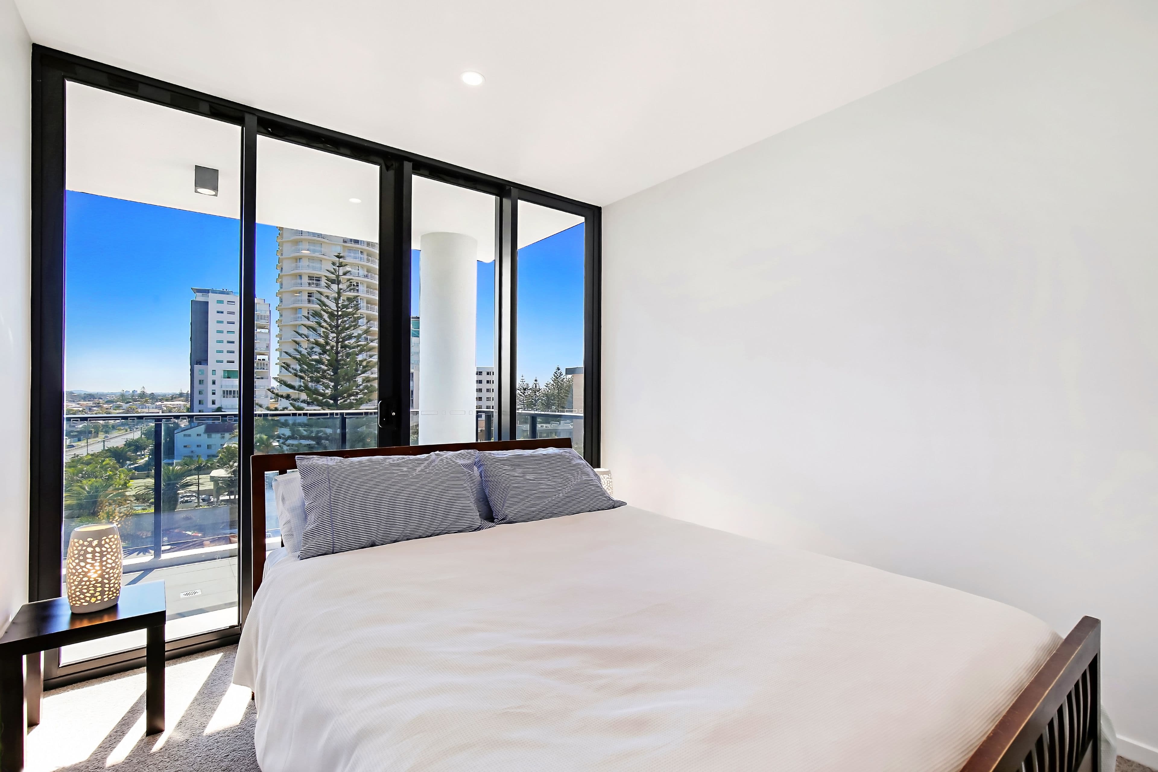 72 The Esplanade, Burleigh Heads QLD 4220, Burleigh Heads - Thumbnail 8