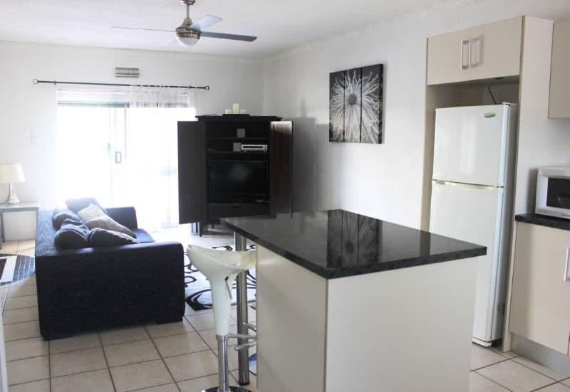 222 Grafton Street, CAIRNS NORTH QLD 4870, Cairns North - Thumbnail 8