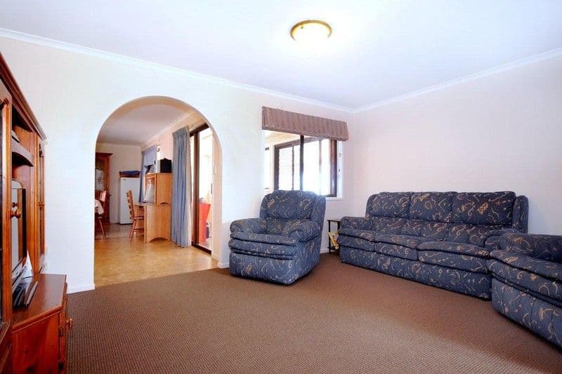 13 Moore Crescent, WILSONTON QLD 4350, Wilsonton - Thumbnail 2