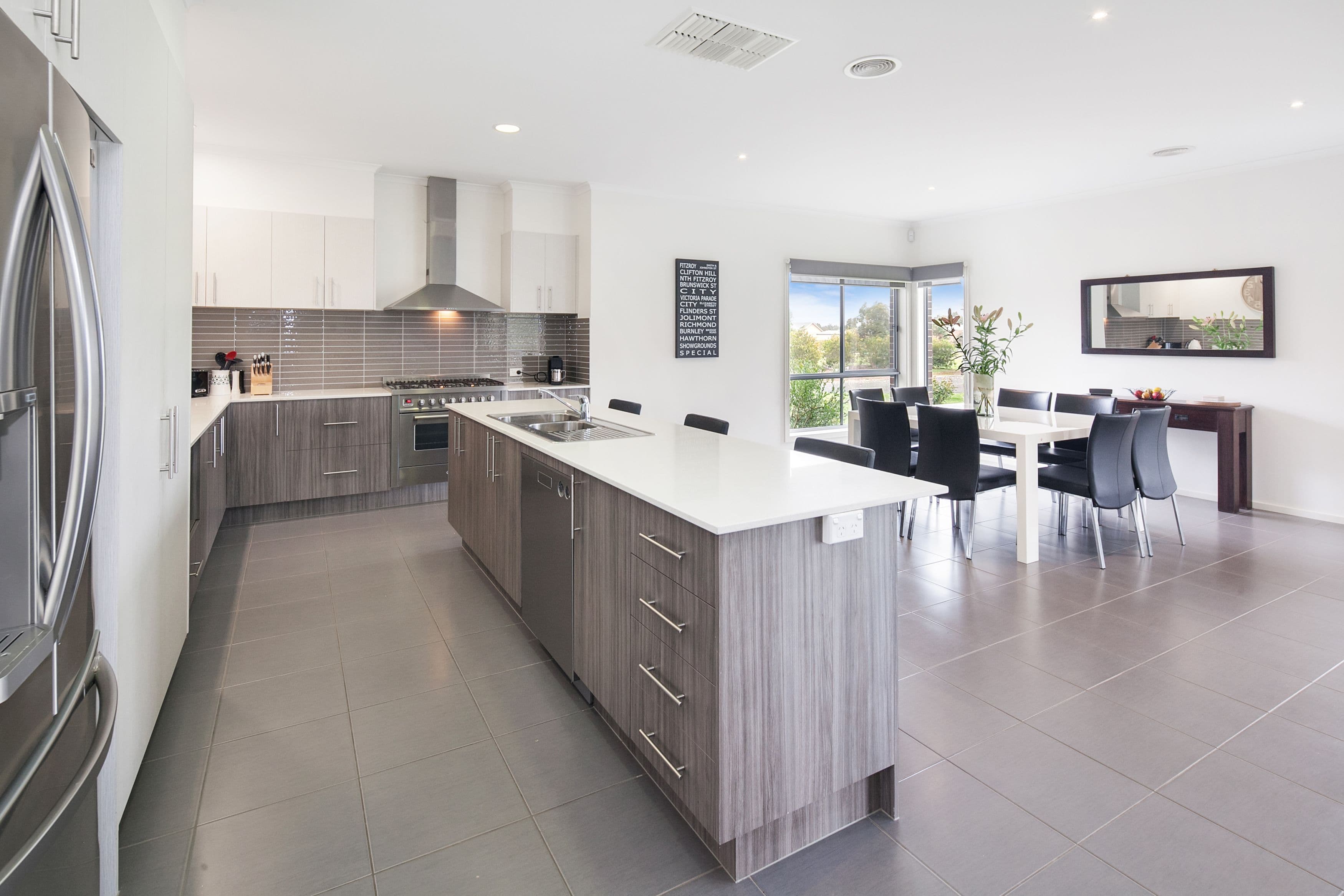 73 Ibis Gardens Court, Cardigan VIC 3352, Cardigan - Thumbnail 3