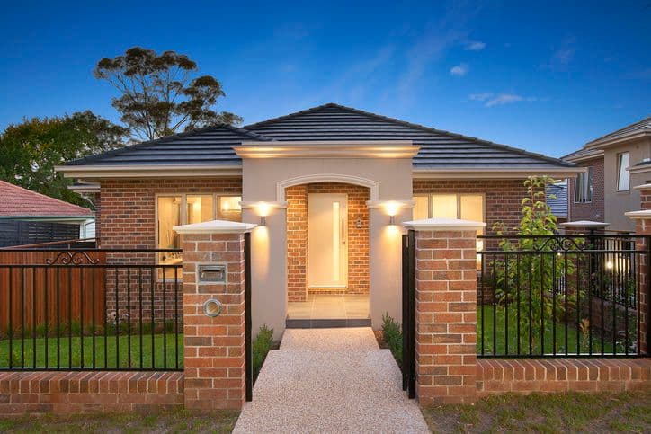 124 Beverley Street, DONCASTER EAST VIC 3109, Doncaster East - Image 1