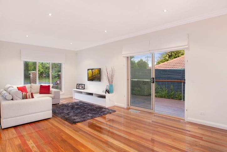 124 Beverley Street, DONCASTER EAST VIC 3109, Doncaster East - Thumbnail 2