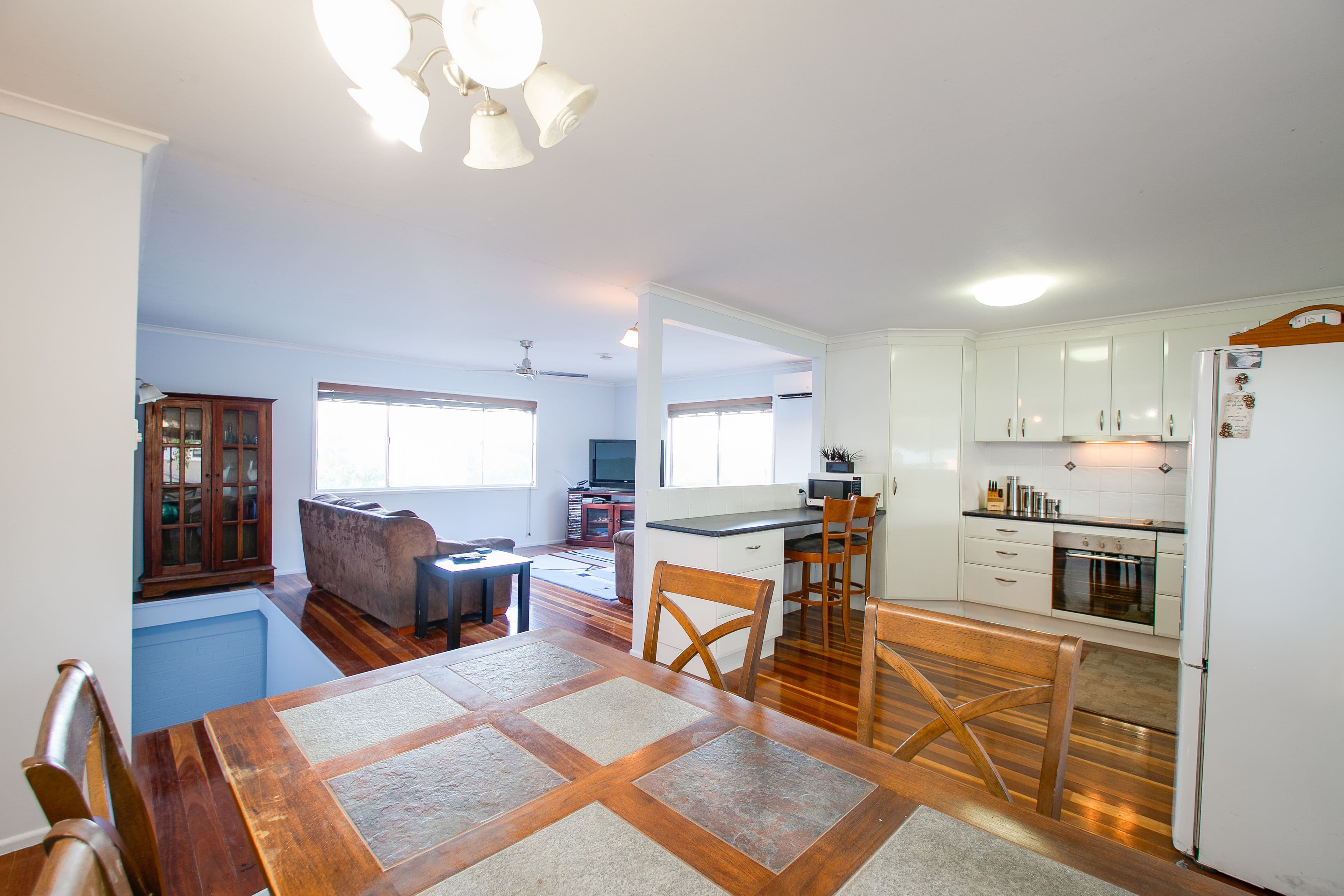 11 Saunders Street, Flinders View QLD 4305, Flinders View - Thumbnail 2