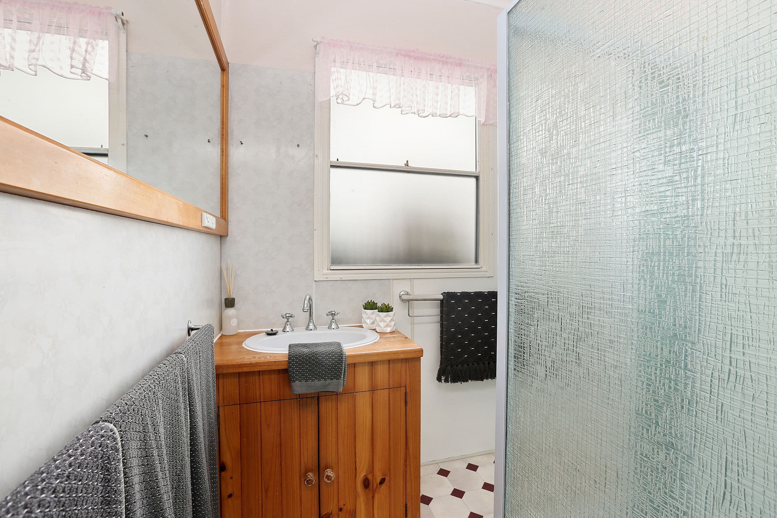 8 Nevada Avenue, Corio VIC 3214, Corio - Thumbnail 7