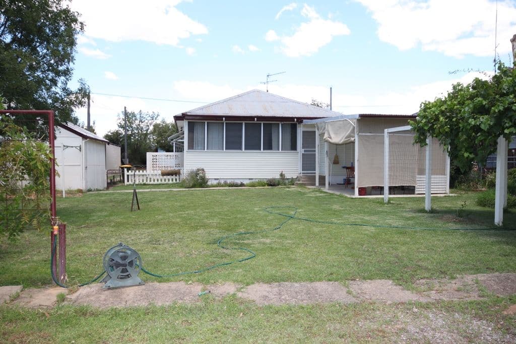 4 Bruce Street, TAMWORTH NSW 2340, South Tamworth - Thumbnail 5