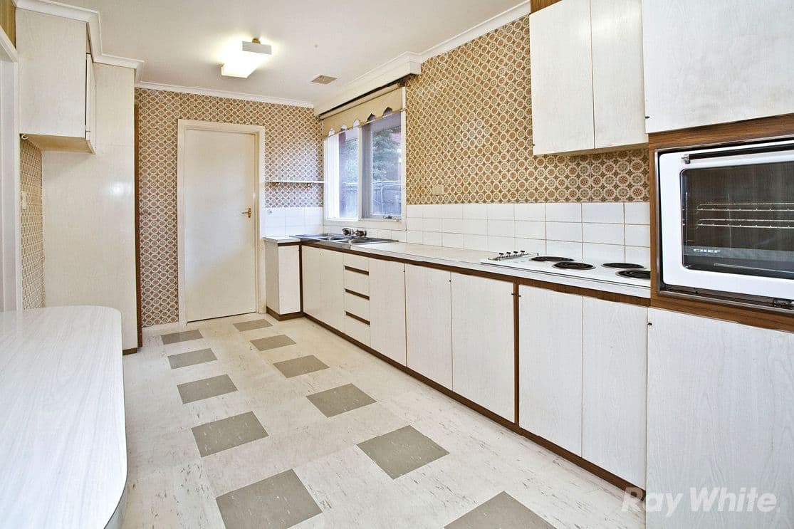 107 Bogong Avenue, GLEN WAVERLEY VIC 3150, Glen Waverley - Thumbnail 4