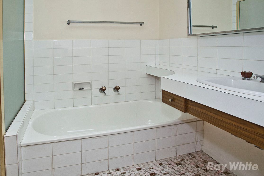 107 Bogong Avenue, GLEN WAVERLEY VIC 3150, Glen Waverley - Thumbnail 5