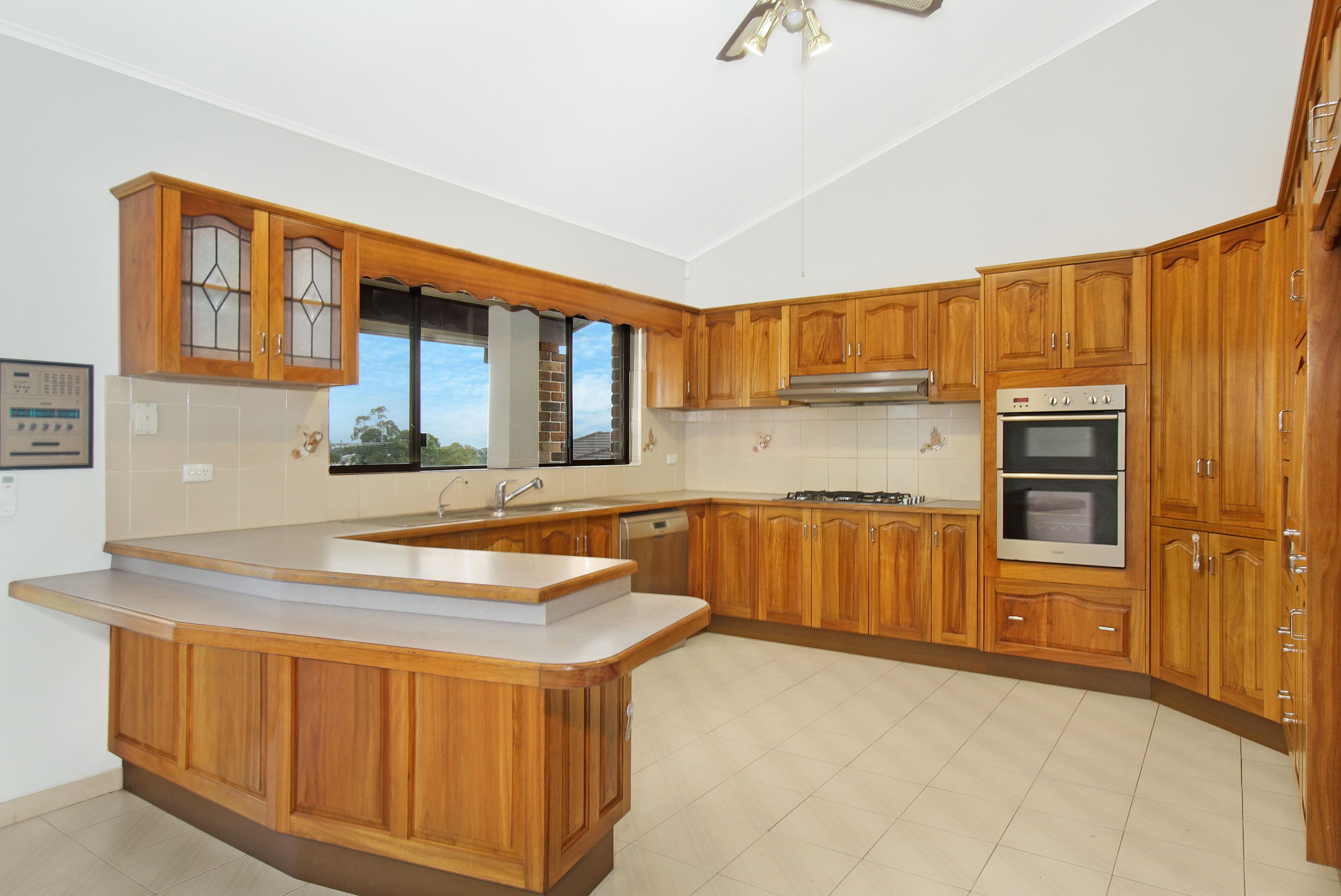 46 Boronia Road, Bossley Park - Thumbnail 3