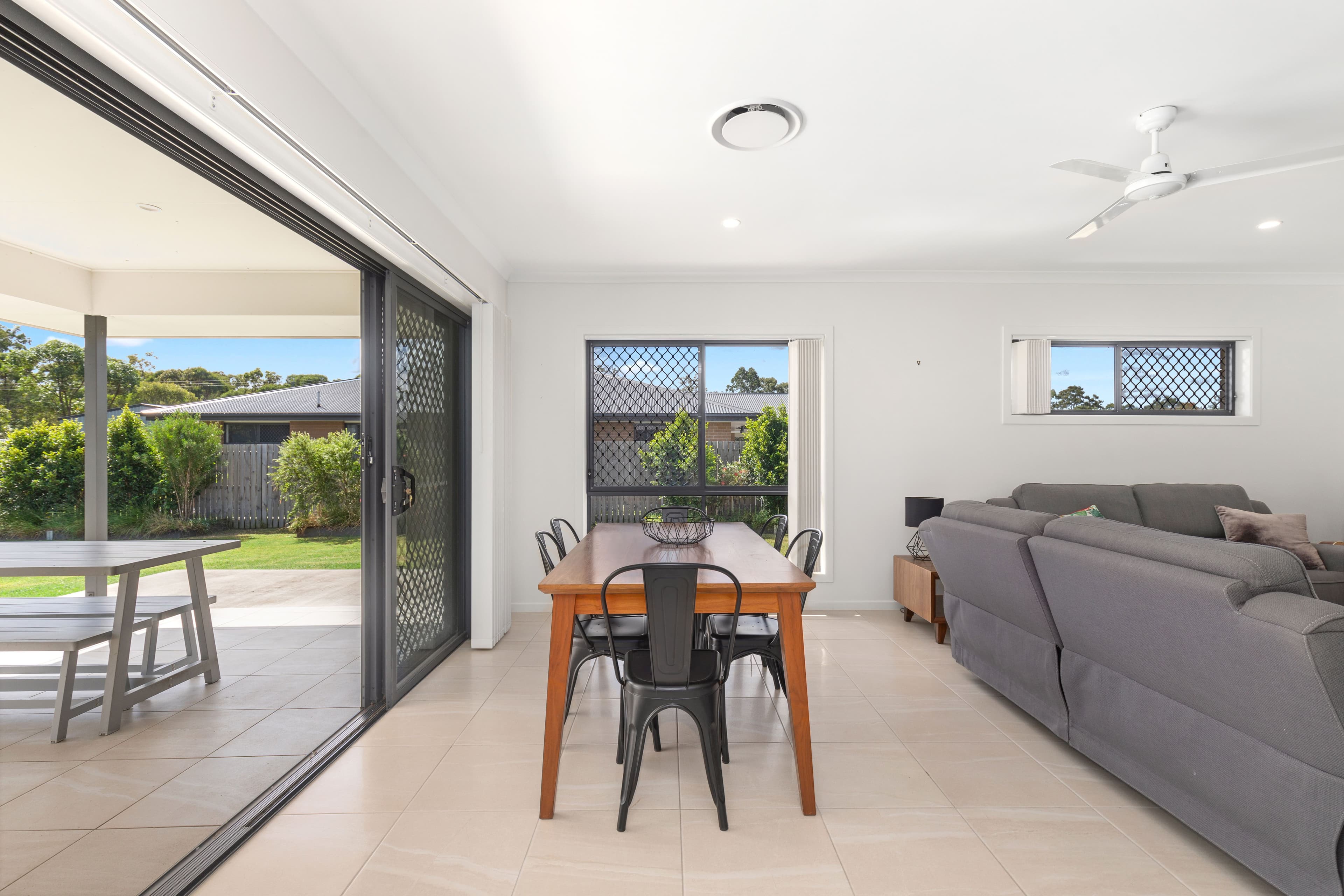28 Kingfisher Drive, Oakhurst QLD 4650, Oakhurst - Thumbnail 3