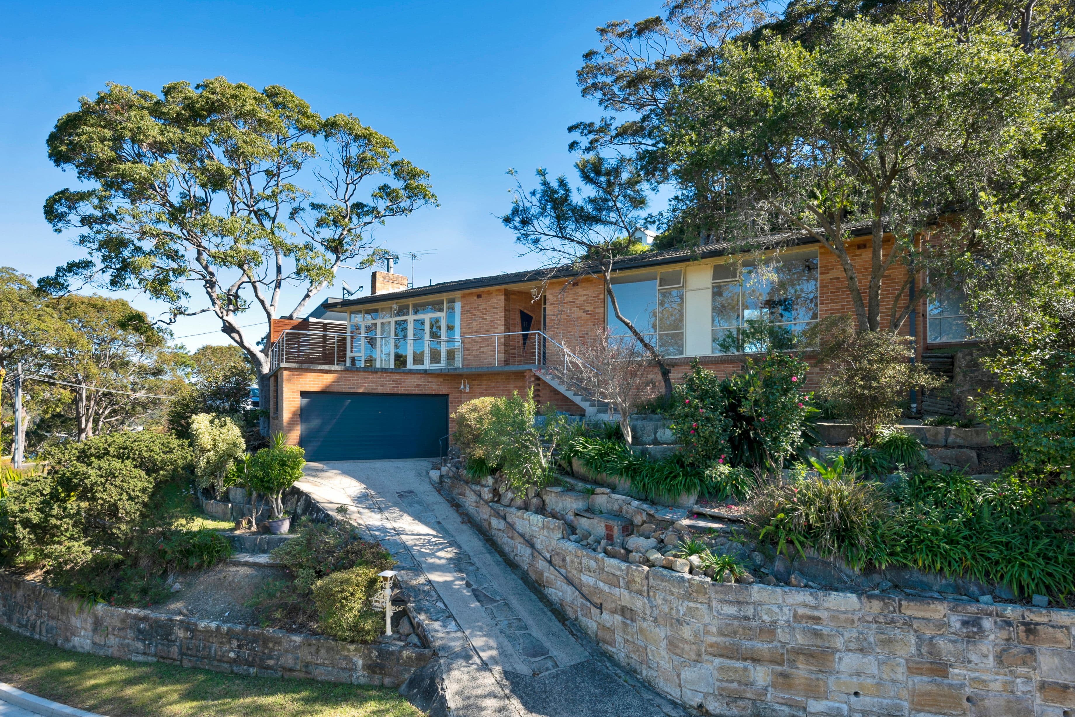 11 Cheyne Walk, Castlecrag - Thumbnail 2