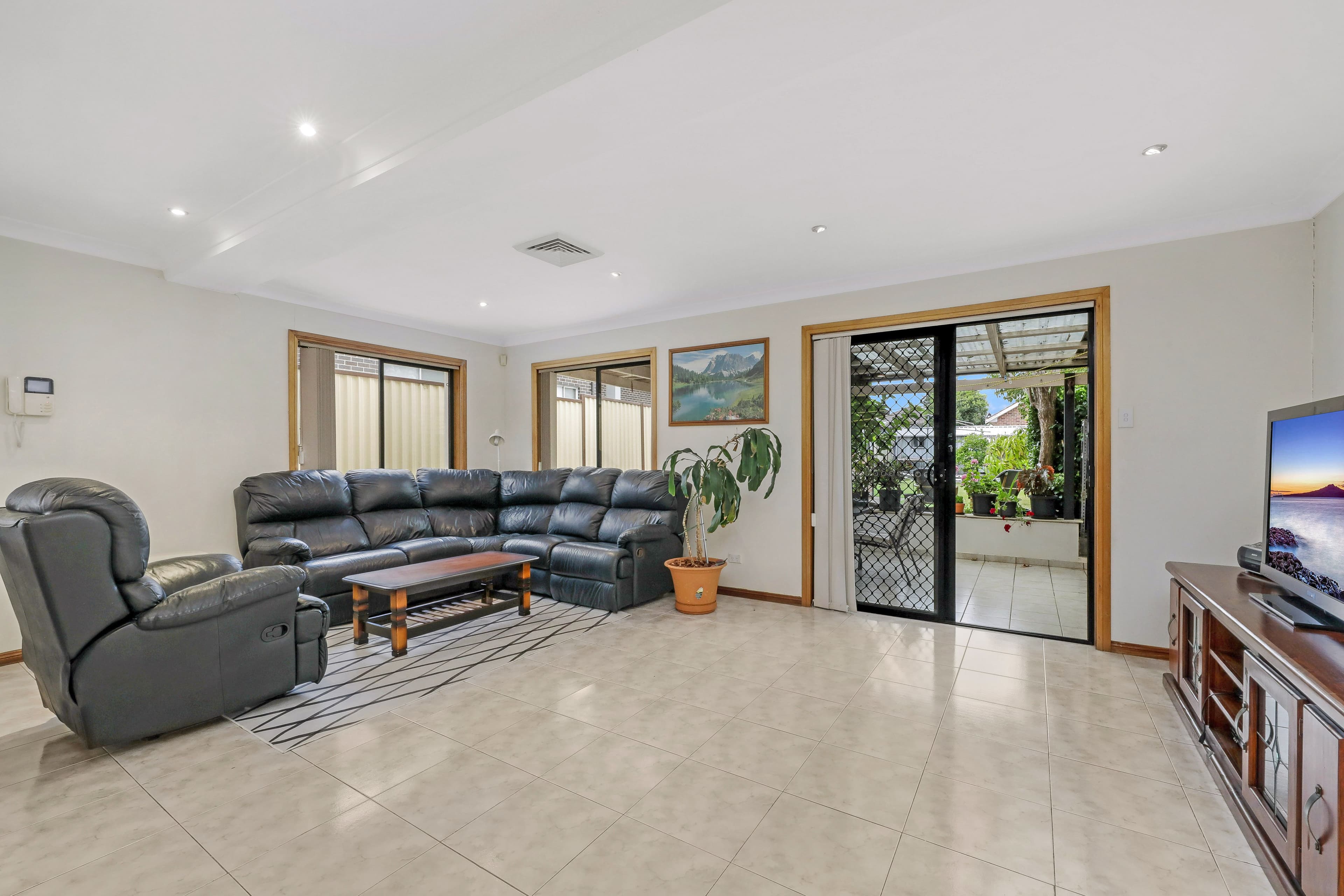 39 Highland Avenue, Bankstown NSW 2200, Bankstown - Thumbnail 2