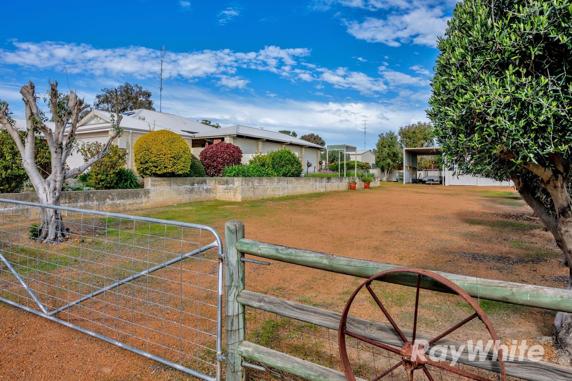 12 Butler Retreat, Waroona WA 6215, Waroona - Thumbnail 3