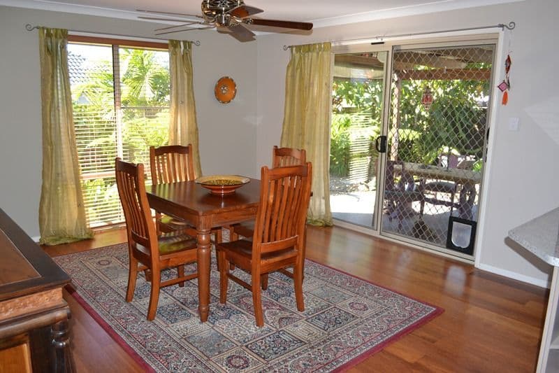 11 Flinders Avenue, BEERWAH QLD 4519, Beerwah - Thumbnail 4