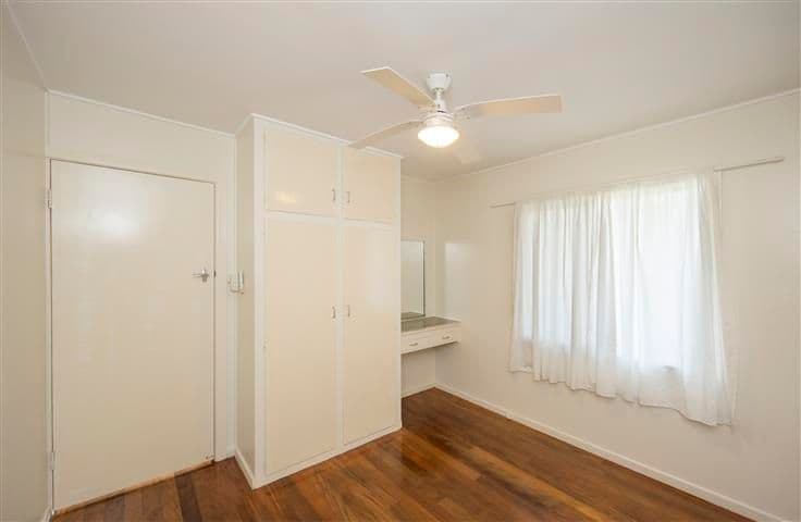 6 Lyons Street, SOUTH GLADSTONE QLD 4680, South Gladstone - Thumbnail 4