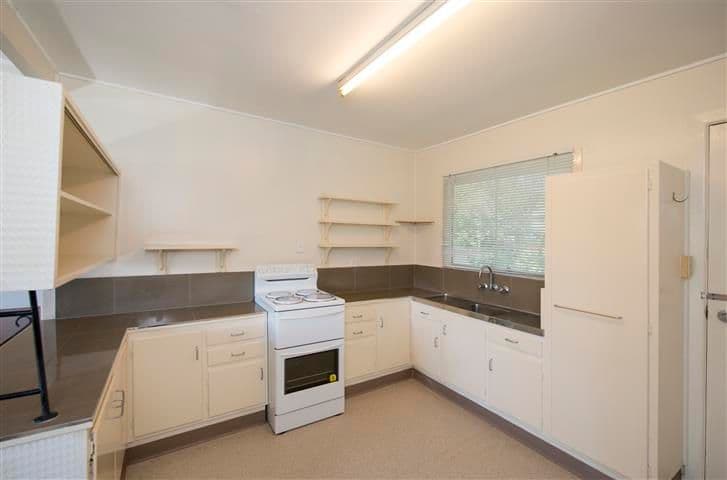 6 Lyons Street, SOUTH GLADSTONE QLD 4680, South Gladstone - Thumbnail 6