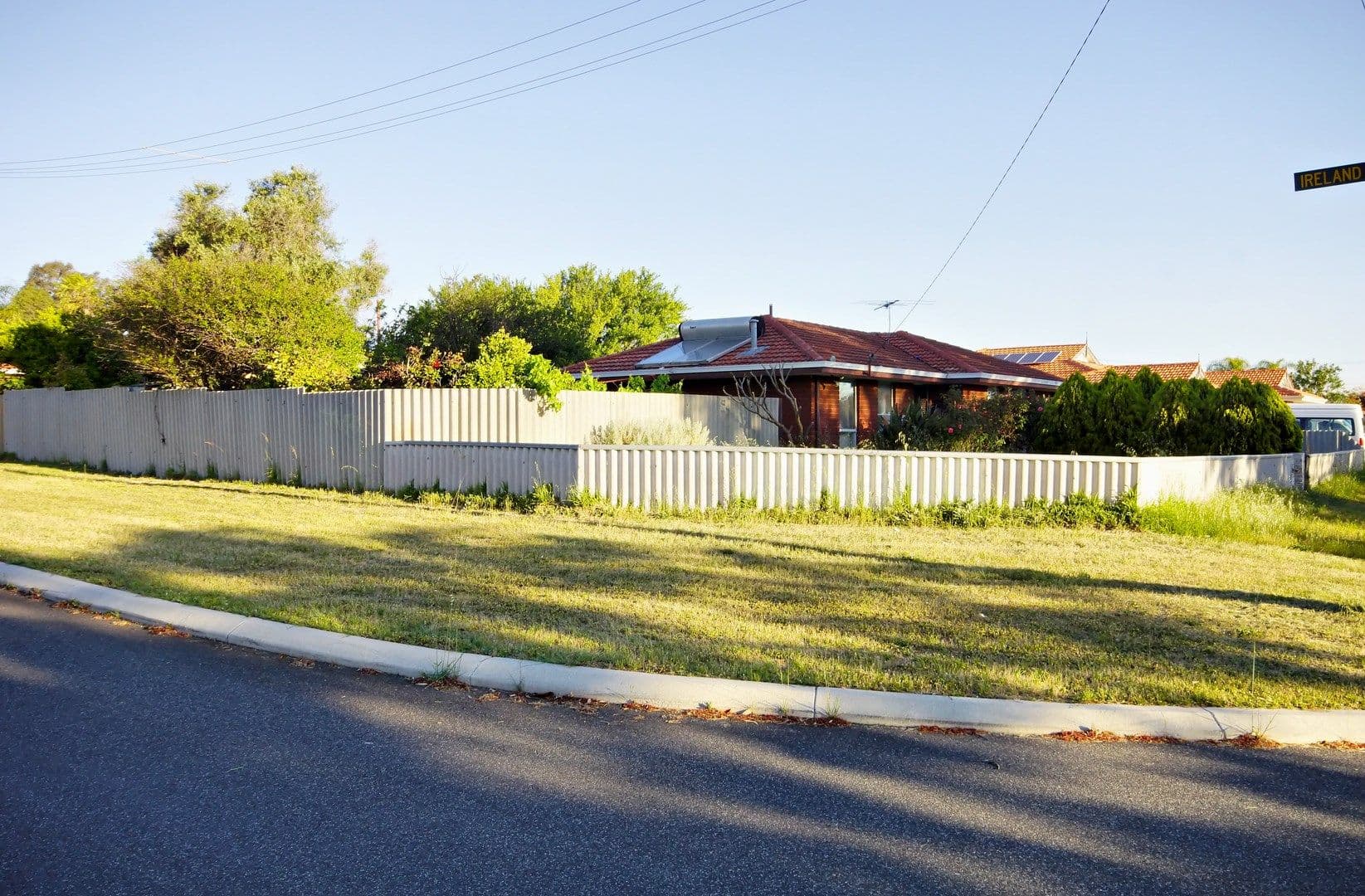 57 Brinckley Crescent, KOONDOOLA WA 6064, Koondoola - Thumbnail 2