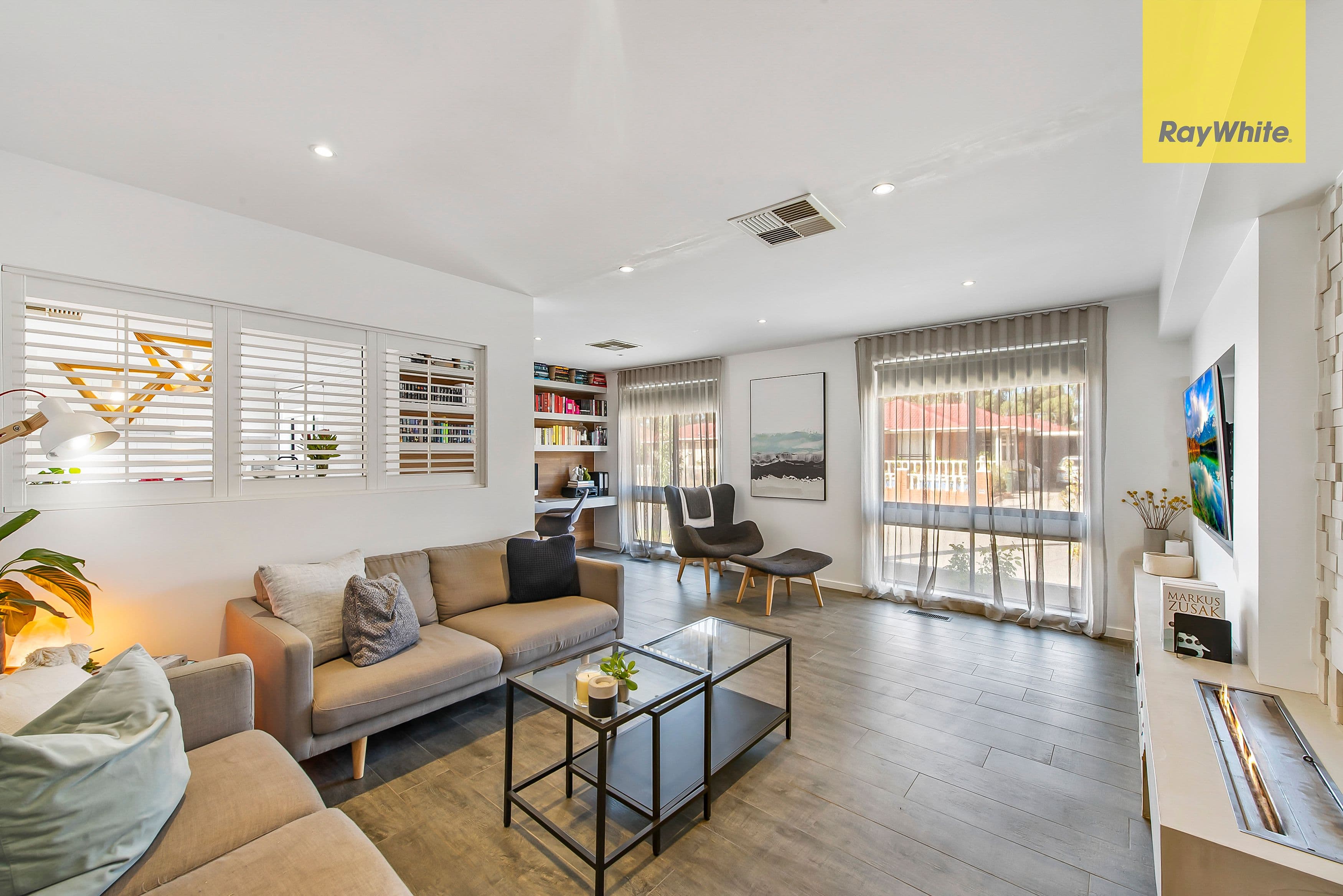 2 Redditch Crescent, Deer Park VIC 3023, Deer Park - Thumbnail 2