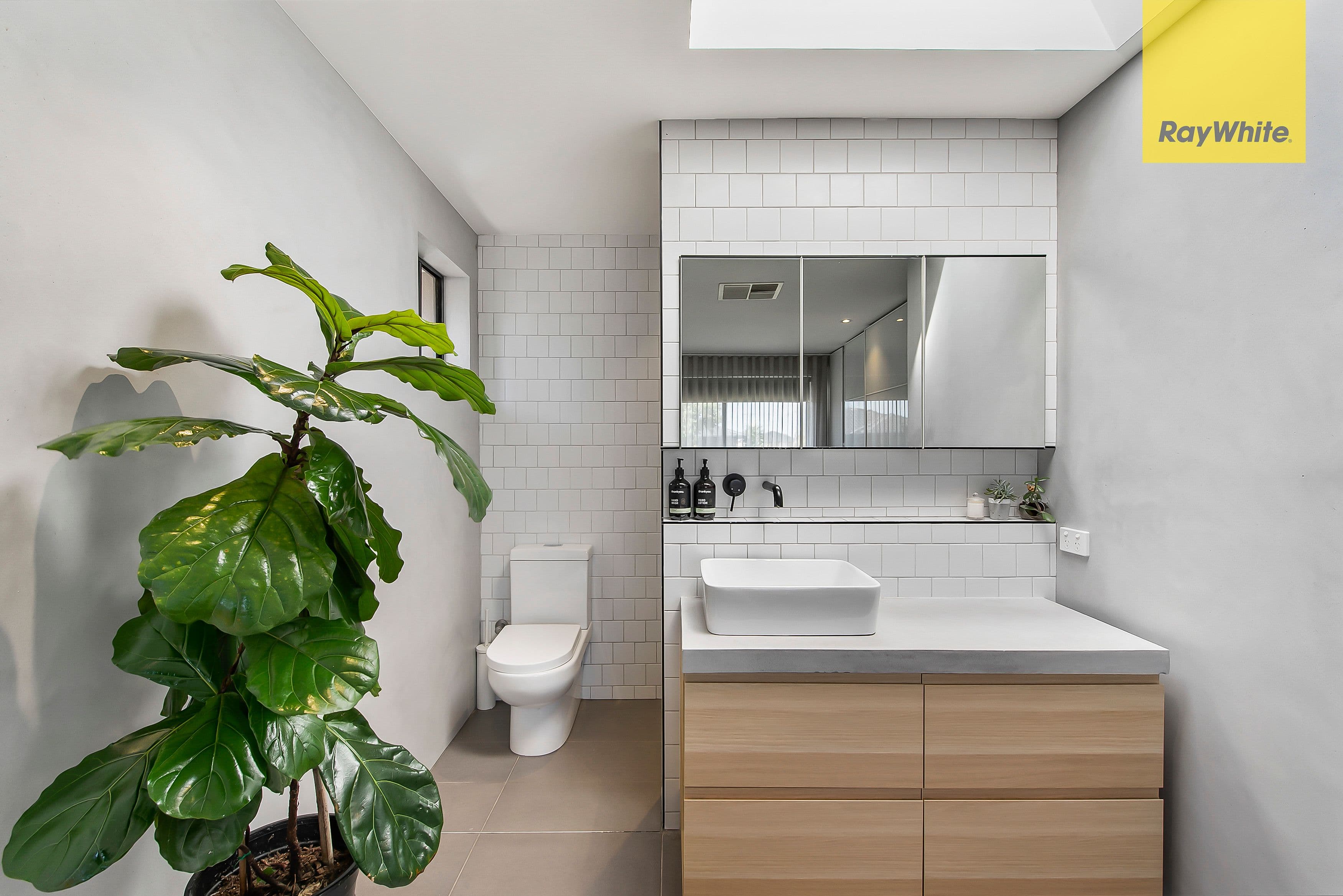 2 Redditch Crescent, Deer Park VIC 3023, Deer Park - Thumbnail 8