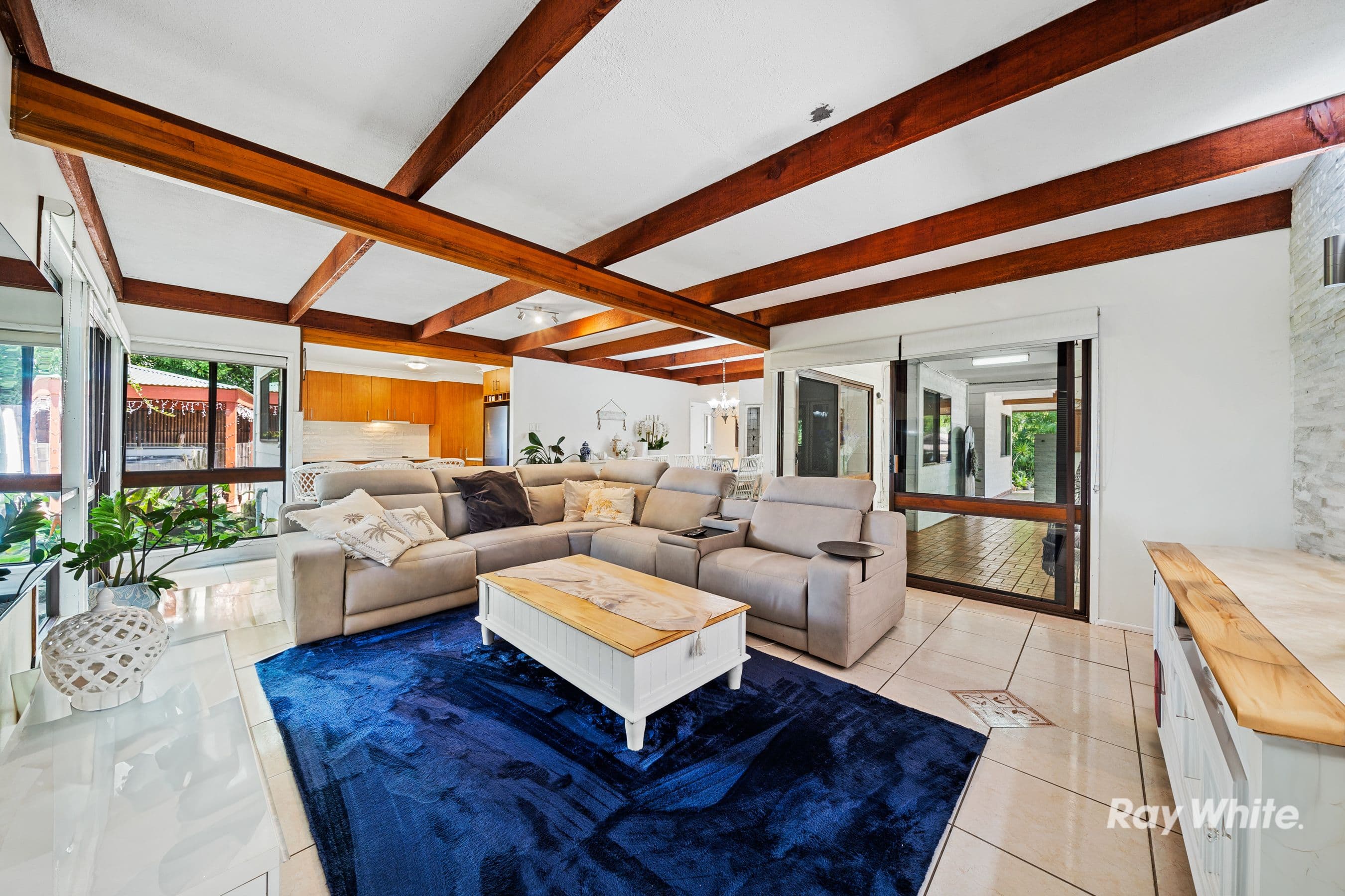 19 Edgehill Crescent, Springwood QLD 4127, Springwood - Thumbnail 3