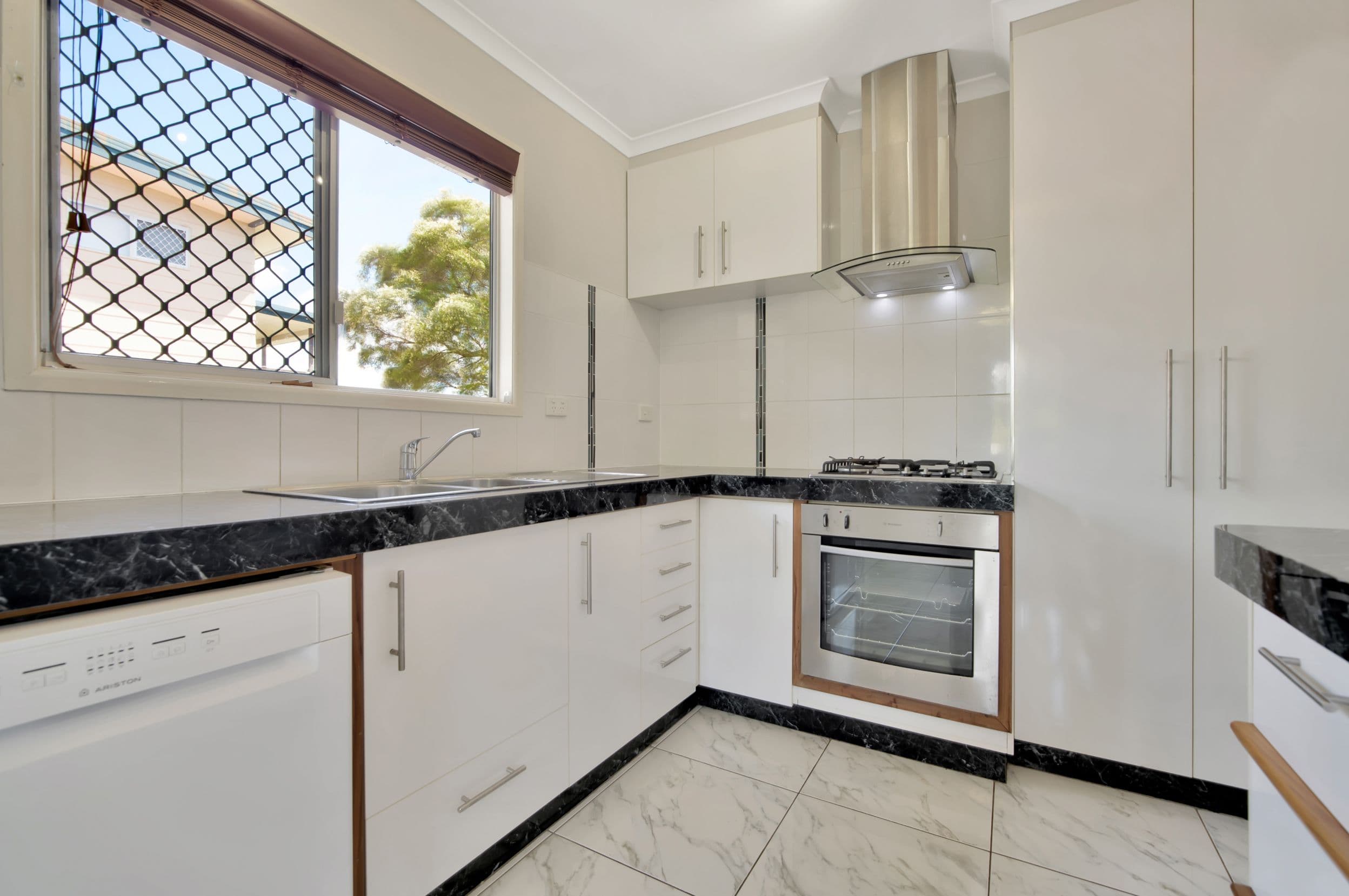 21 Illawarra Drive, Kin Kora QLD 4680, Kin Kora - Thumbnail 4