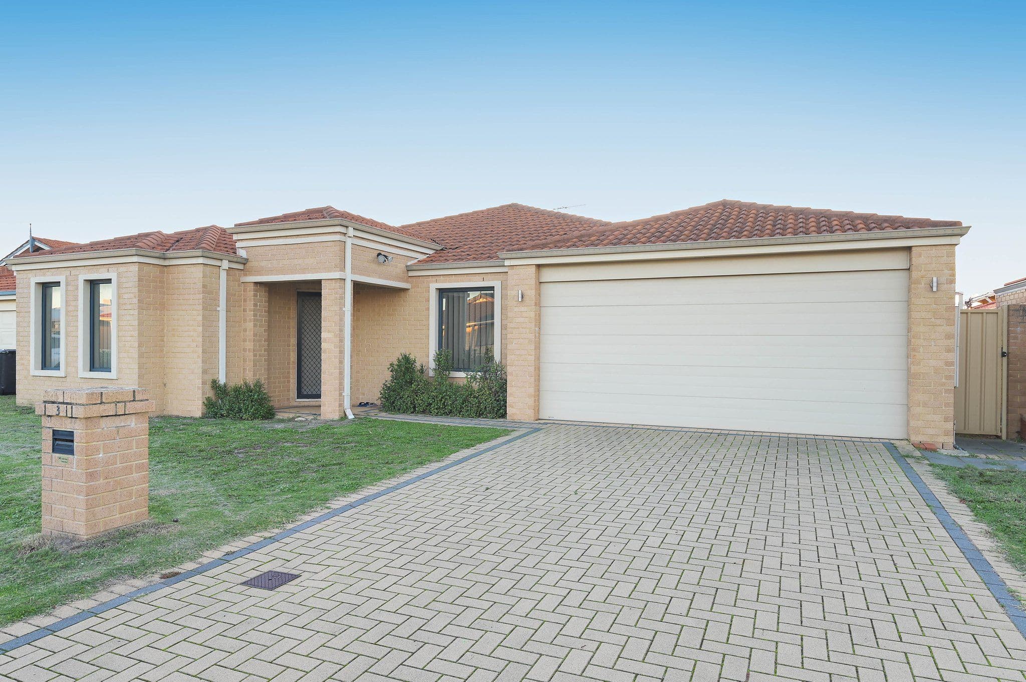 3 Hazlett Way, Canning Vale WA 6155, Canning Vale - Thumbnail 2