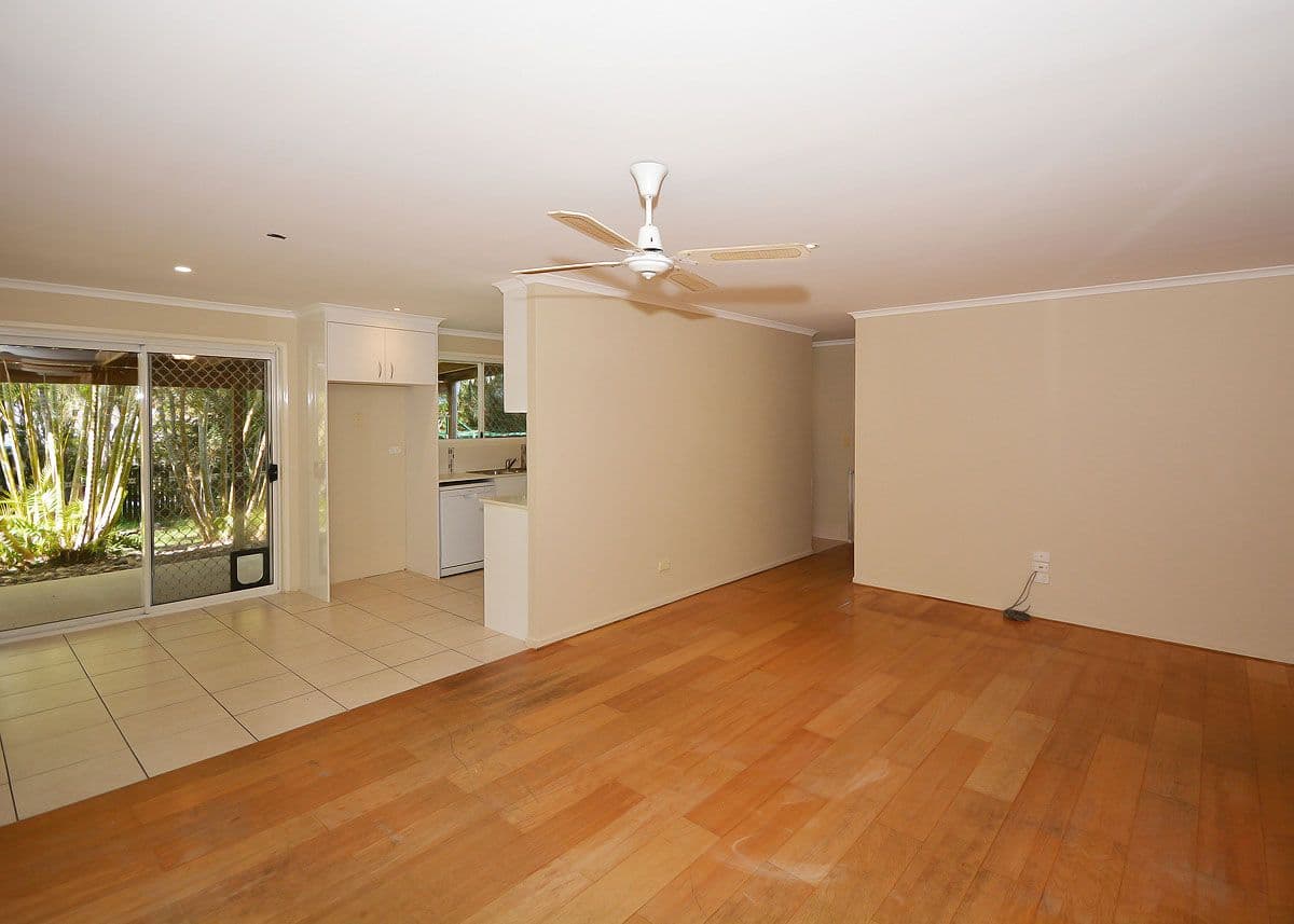 78 Caddy Avenue, Urraween QLD 4655, Urraween - Thumbnail 2