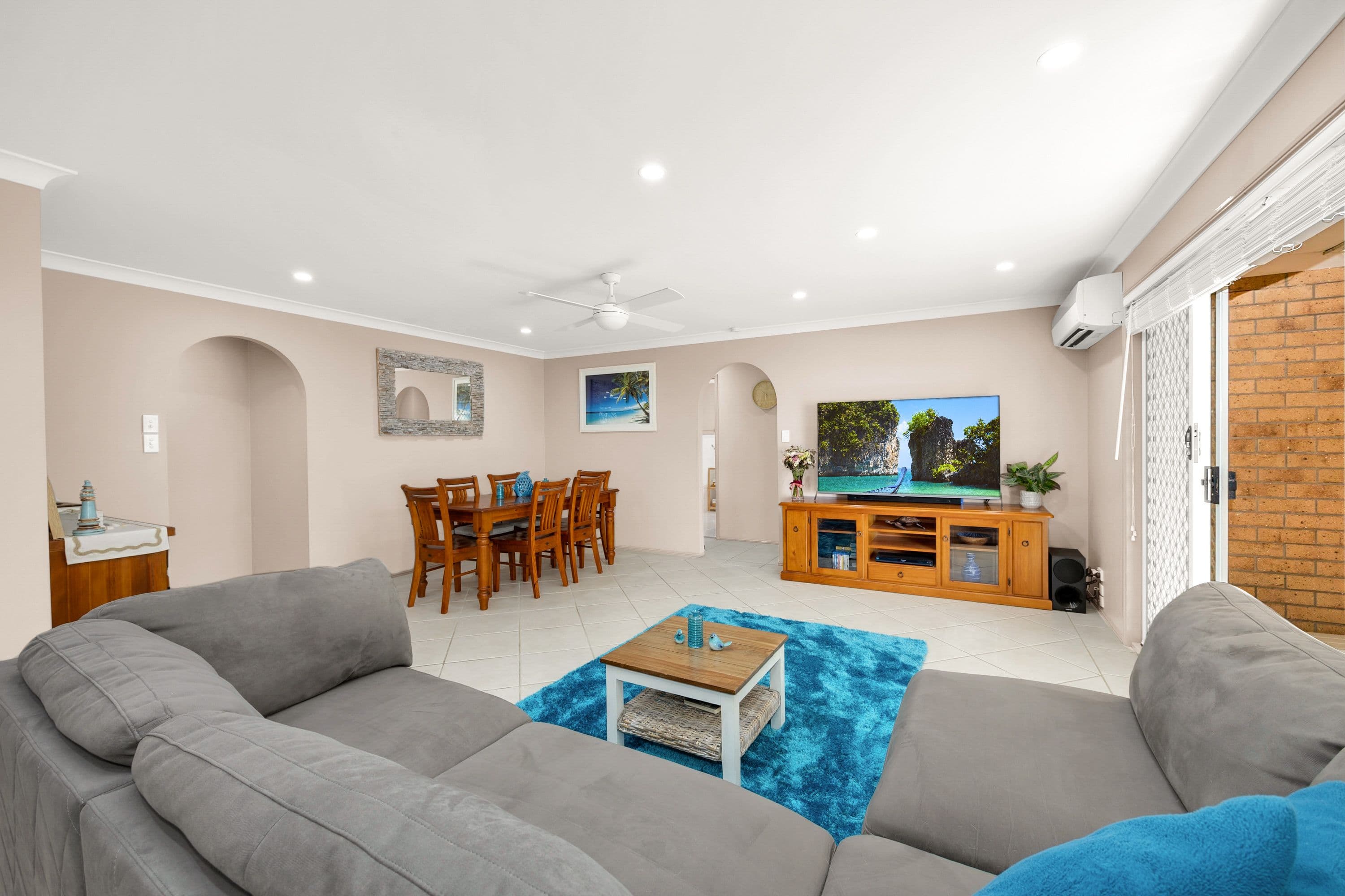 1 Kincaid Drive, Highland Park QLD 4211, Highland Park - Thumbnail 4