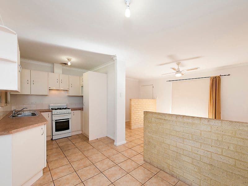 100 Partridge Way, Thornlie WA 6108, Thornlie - Thumbnail 3