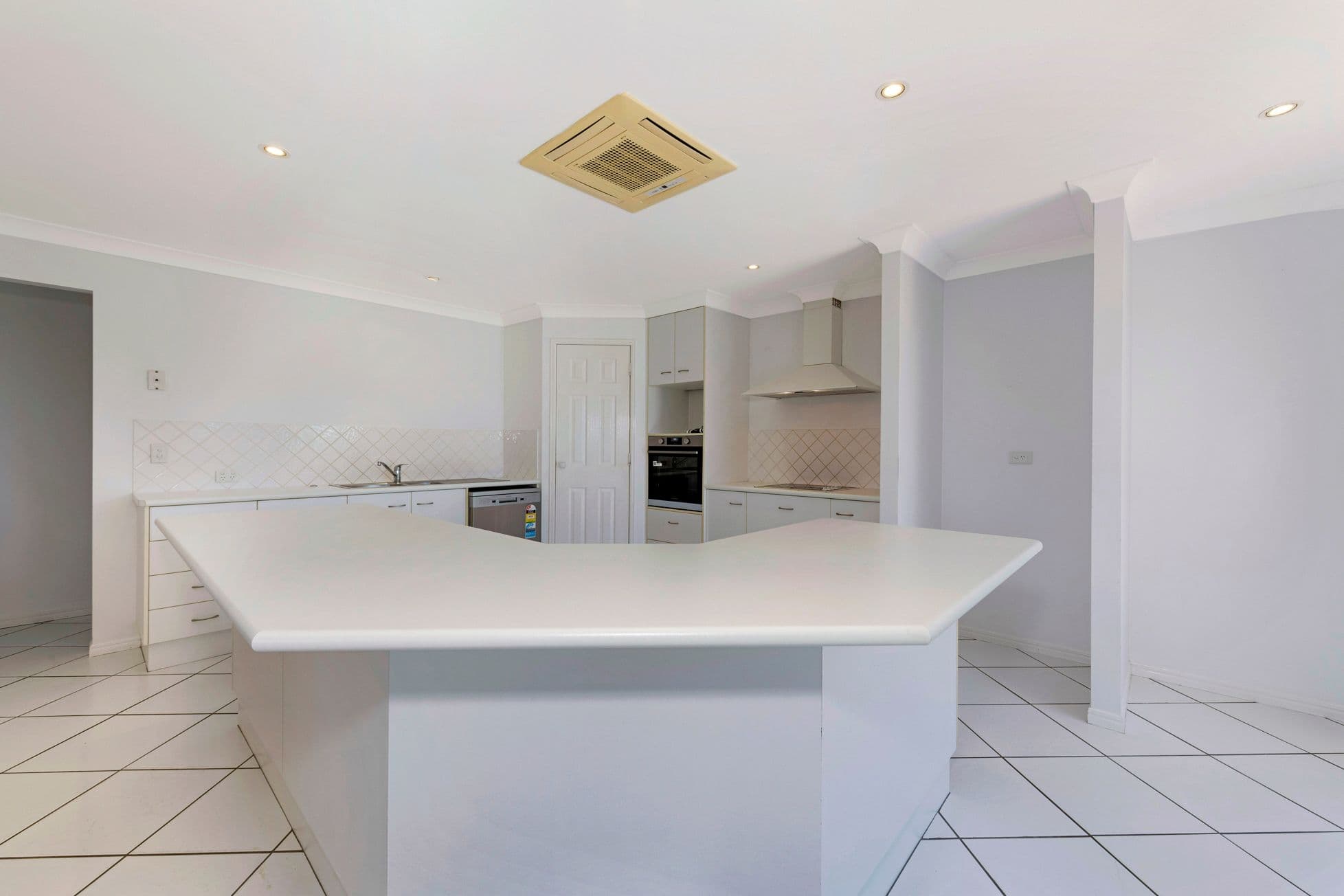 22 Solander Street, Bargara QLD 4670, Bargara - Thumbnail 2