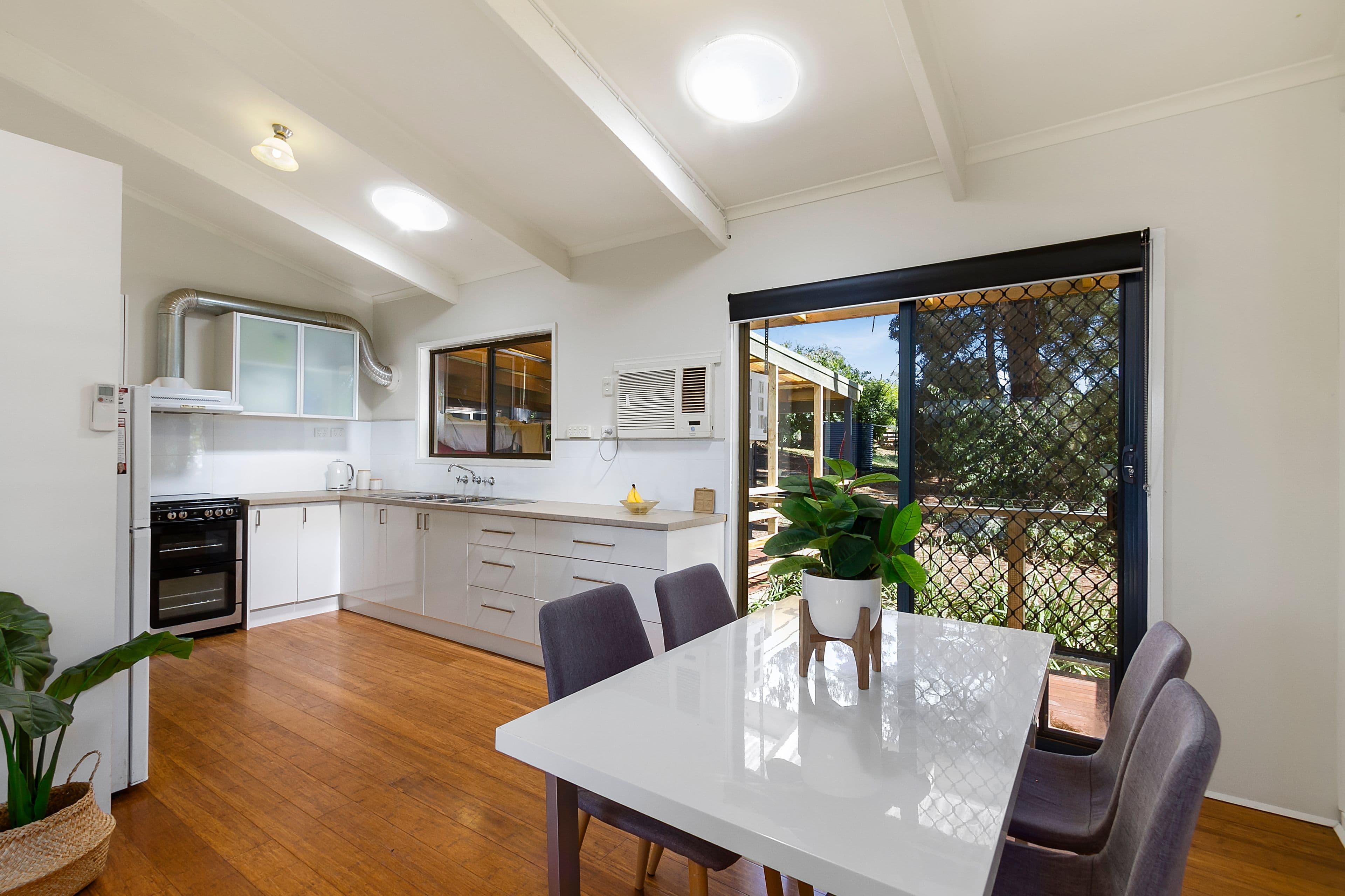 3 Birdwood Avenue, Cockatoo VIC 3781, Cockatoo - Thumbnail 4