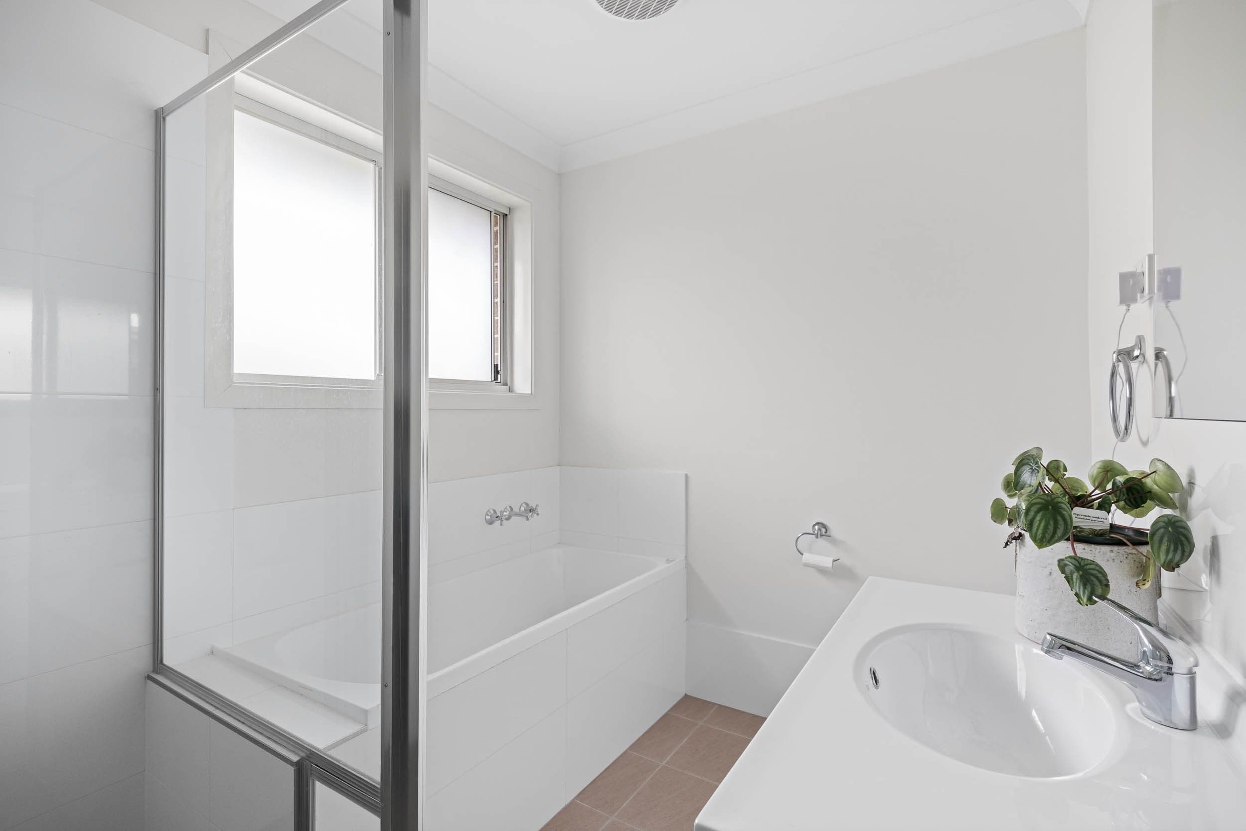 3 & 3a Quadrant Place, Goulburn NSW 2580, Goulburn - Thumbnail 6