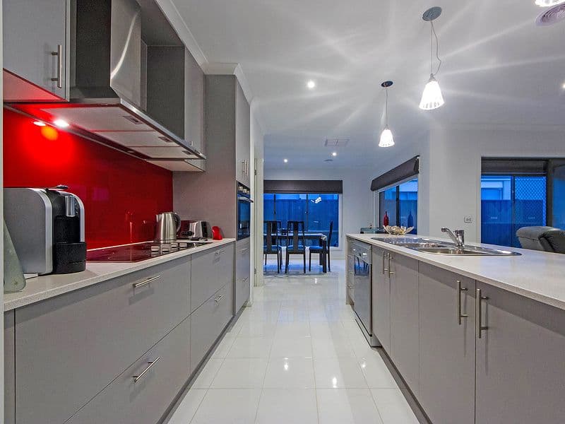 48 Poplar Boulevard, TARNEIT VIC 3029, Tarneit - Thumbnail 4