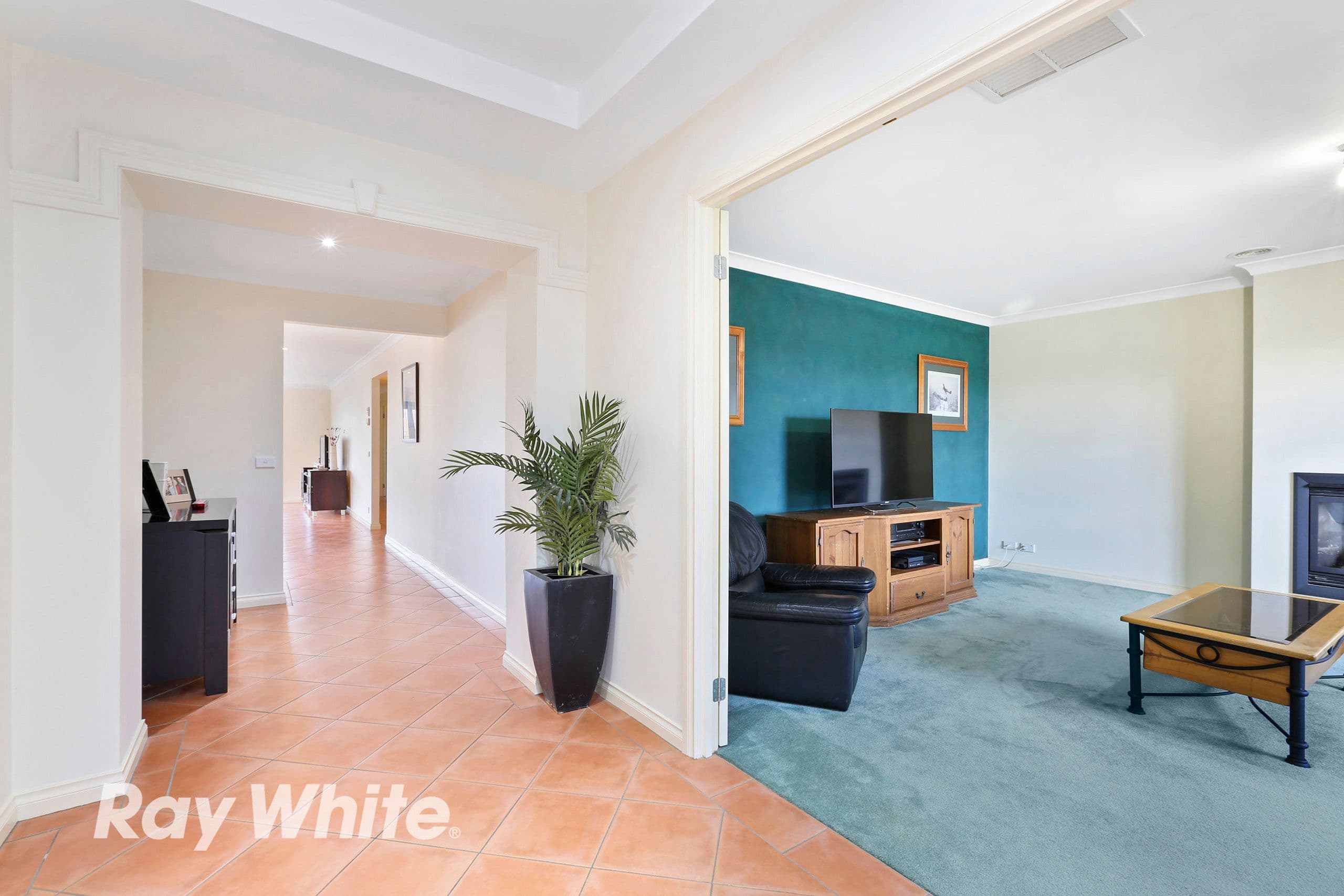 20 Pineview Court, Lara VIC 3212, Lara - Thumbnail 2