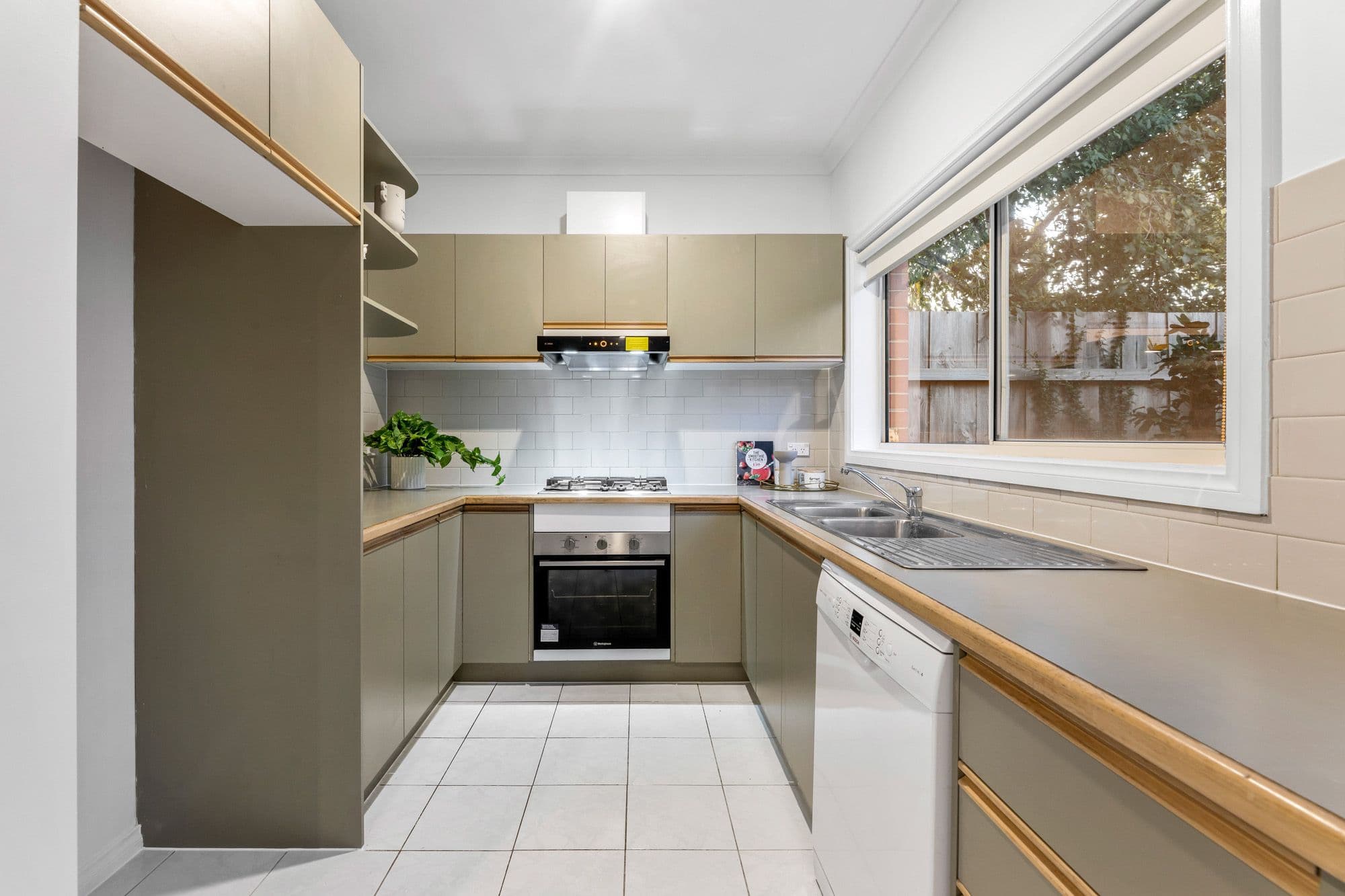 9 Bright Place, Blackburn South VIC 3130, Blackburn South - Thumbnail 6