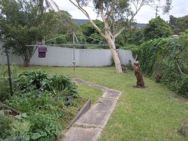 4 Leigh Crescent, UNANDERRA NSW 2526, Unanderra - Thumbnail 5