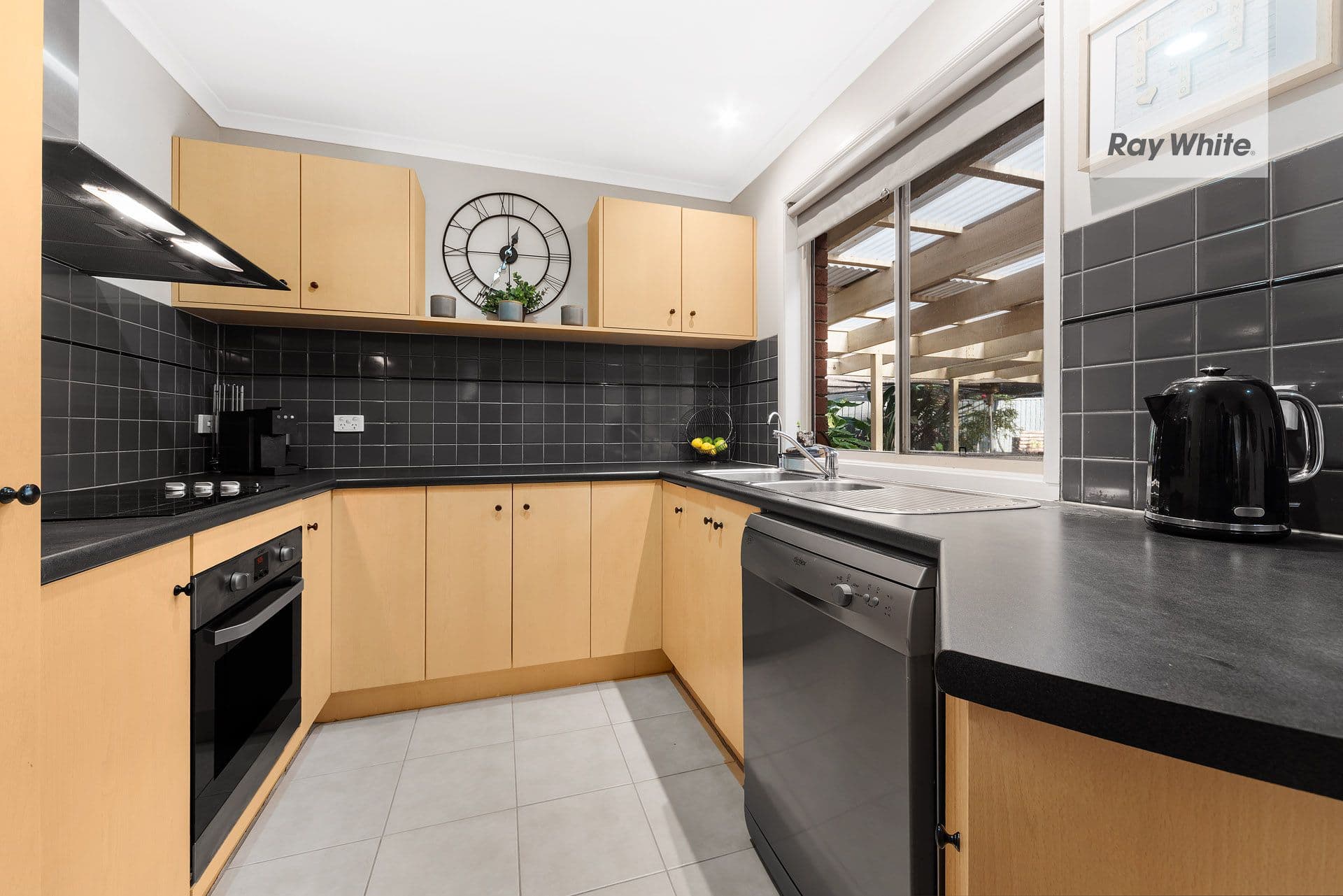 71 Stagecoach Boulevard, South Morang VIC 3752, South Morang - Thumbnail 4