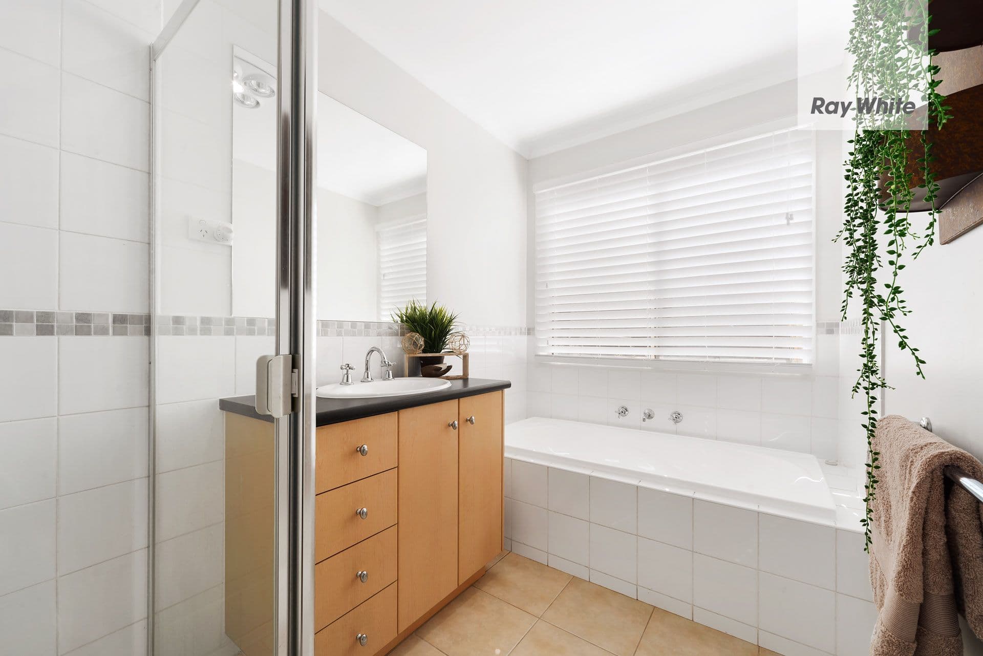 71 Stagecoach Boulevard, South Morang VIC 3752, South Morang - Thumbnail 6